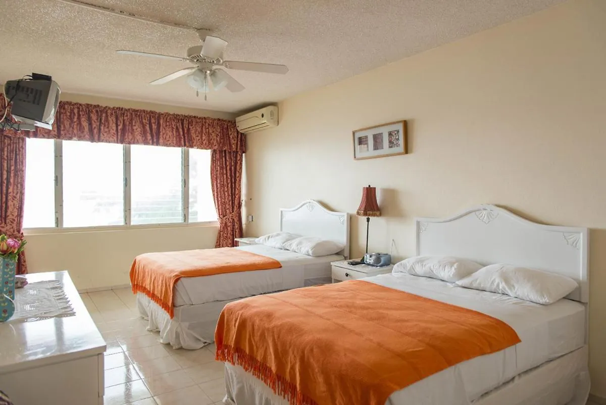 Apartment Carib Beach Resort-Ocho Rios Jamaica