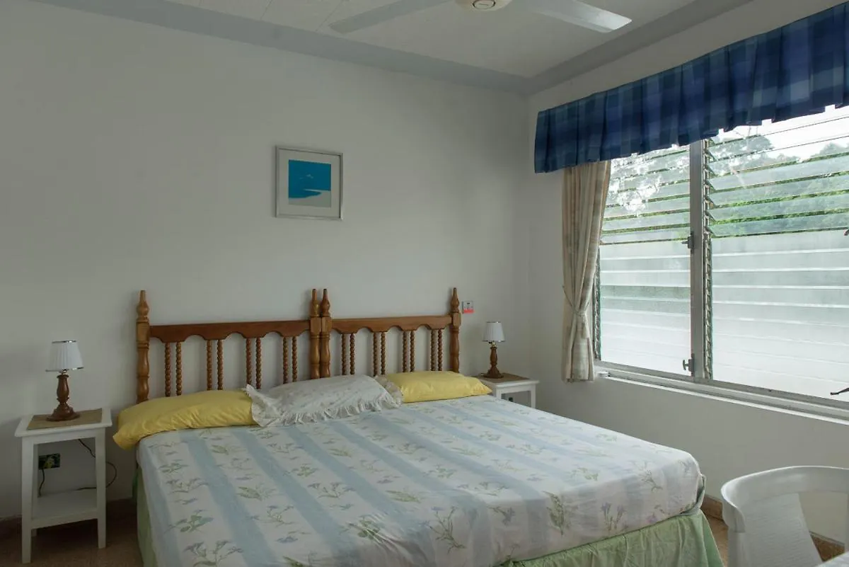 Carib Beach Resort-Ocho Rios Apartment